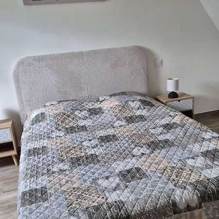 펜션 Maison En Pierre Avec Piscine Privee - 6 Pers. - Fr-1-824-29 뫼젱제미레몽