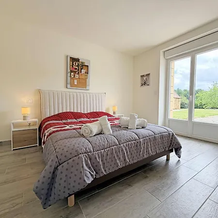 Holiday home Maison En Pierre Avec Piscine Privee - 6 Pers. - Fr-1-824-29 Mauzens-et-Miremont