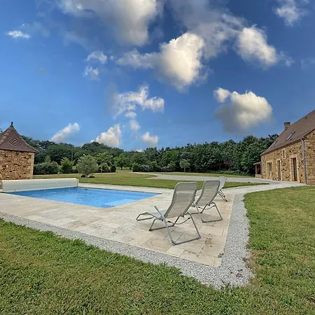 펜션 Maison En Pierre Avec Piscine Privee - 6 Pers. - Fr-1-824-29